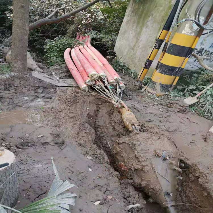 石景山金矿拖拉管